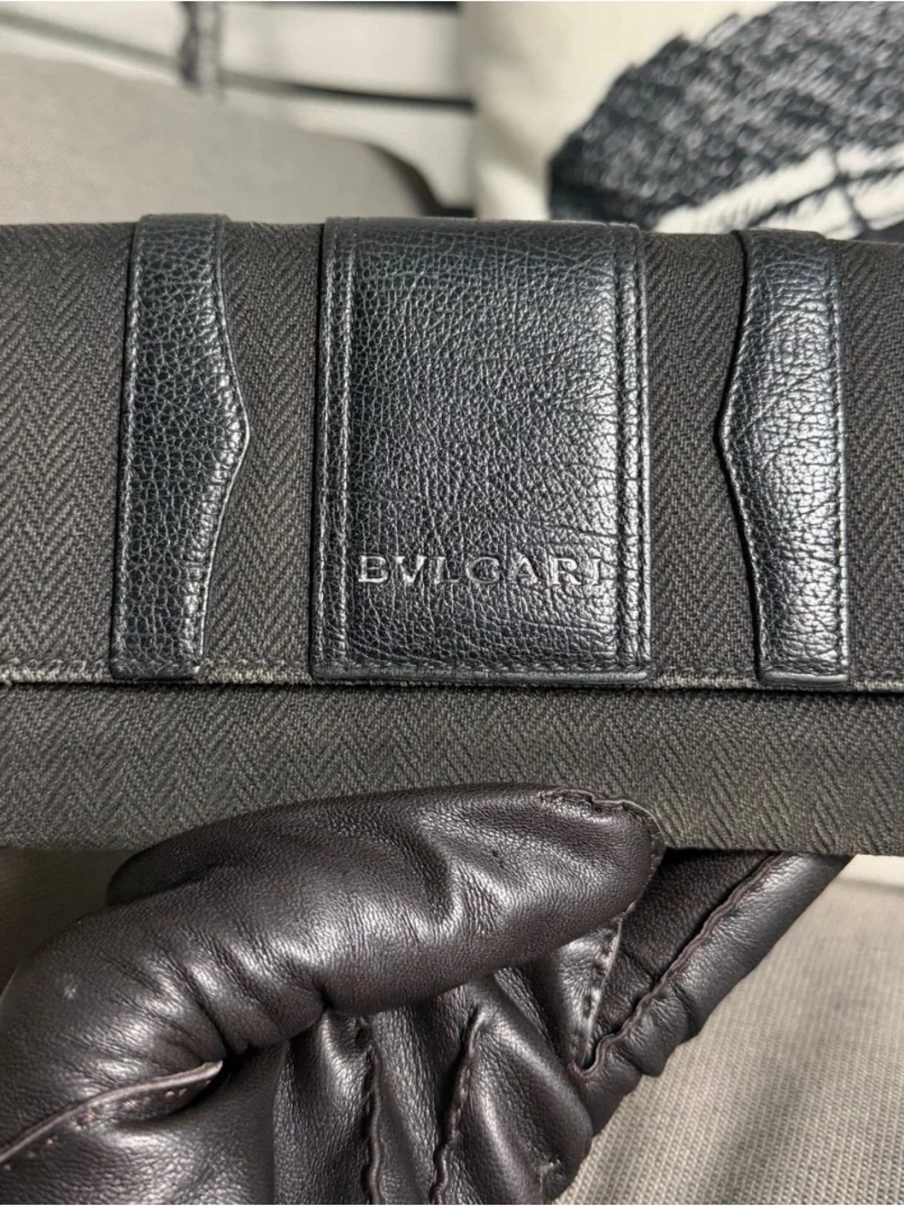 AUTHENTIC BVLGARI CLUTCH SILVER WALLET 10 SLOT CREDIT CARD & CHECKBOOK PURSE